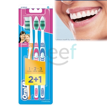 Picture of ORAL-B Classic Toothbrush set of 3 pieces Assorted Colors  (OB09)